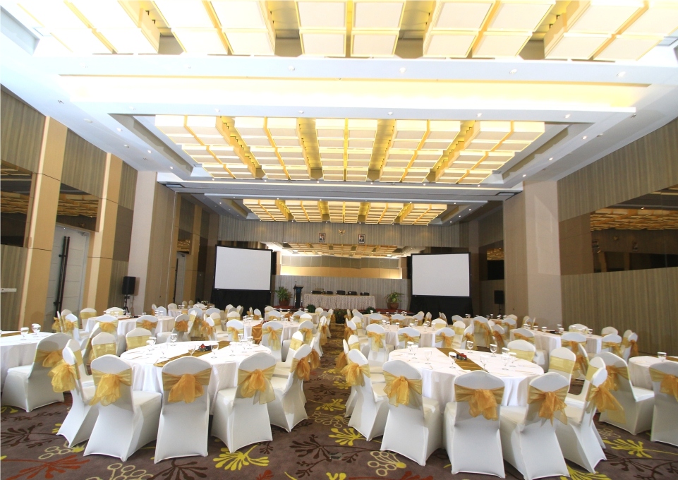 DIAMOND BALLROOM
