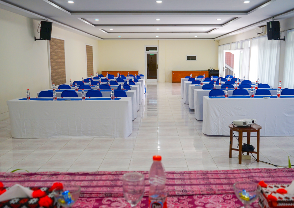 MARIHAT HALL