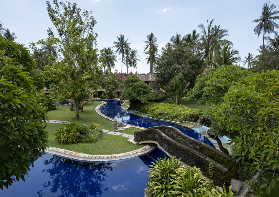 Pool Villa Club