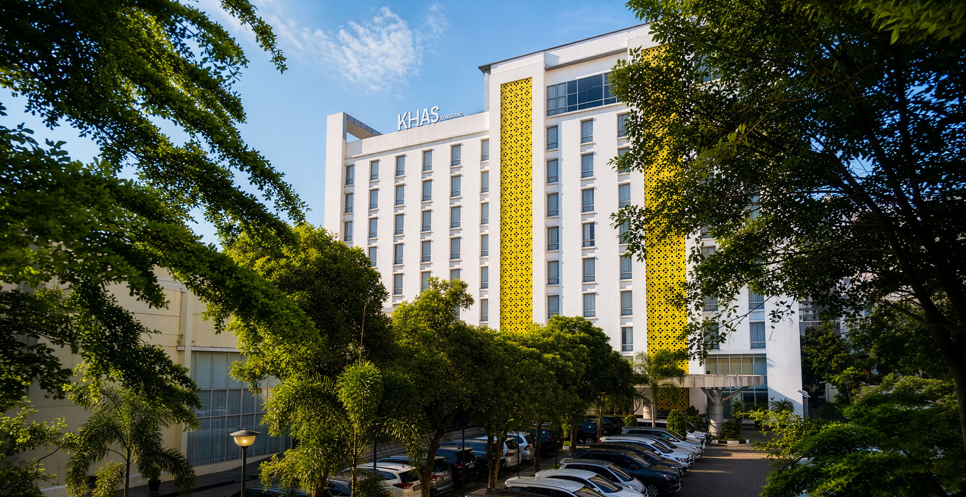 KHAS Semarang Hotel
