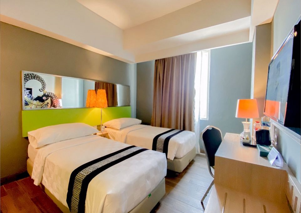 Deluxe Twin Bed