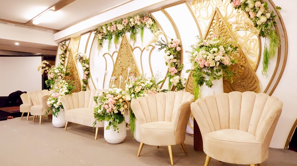 THE WEDDING PACKAGE